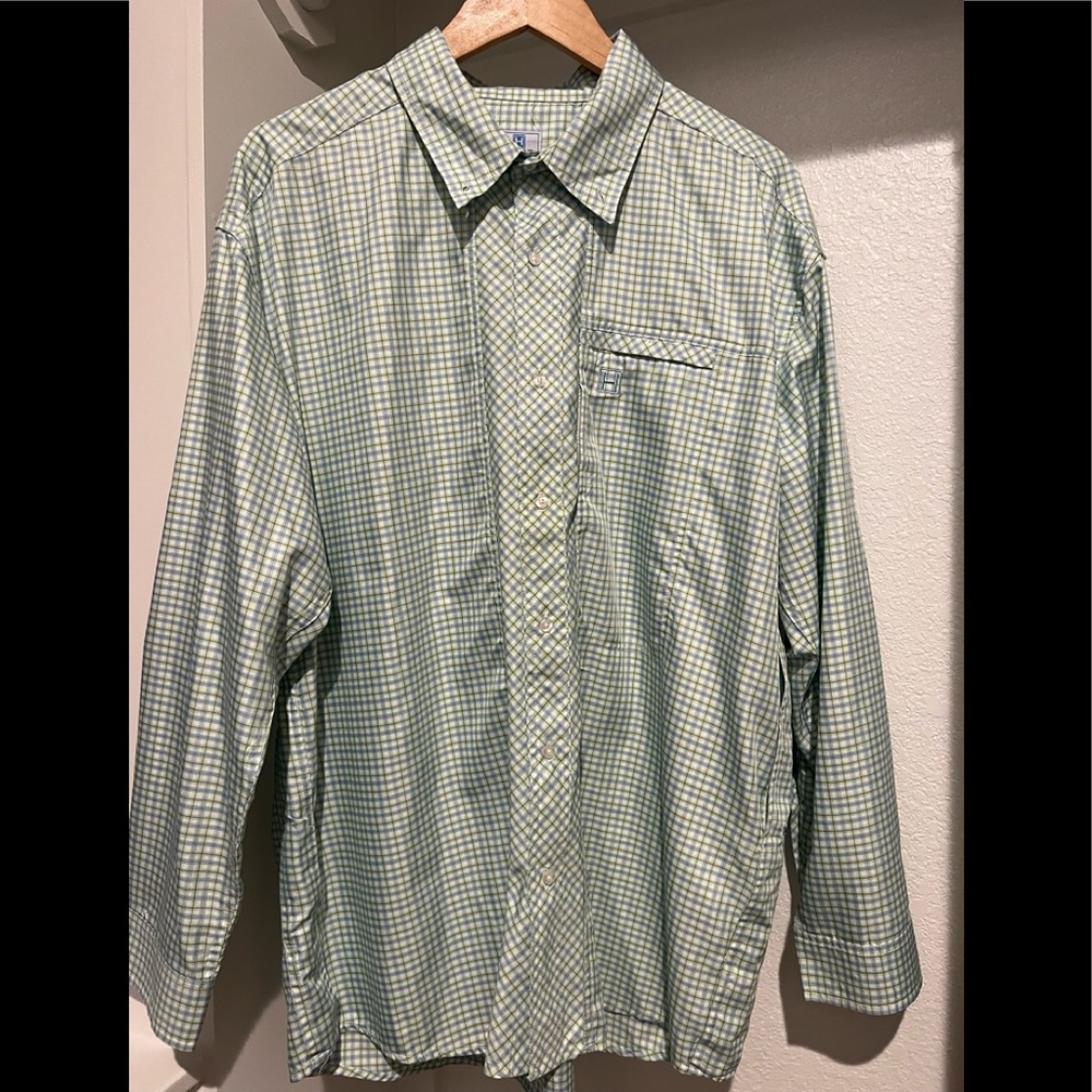 Heybo size Large fishing performance shirt.